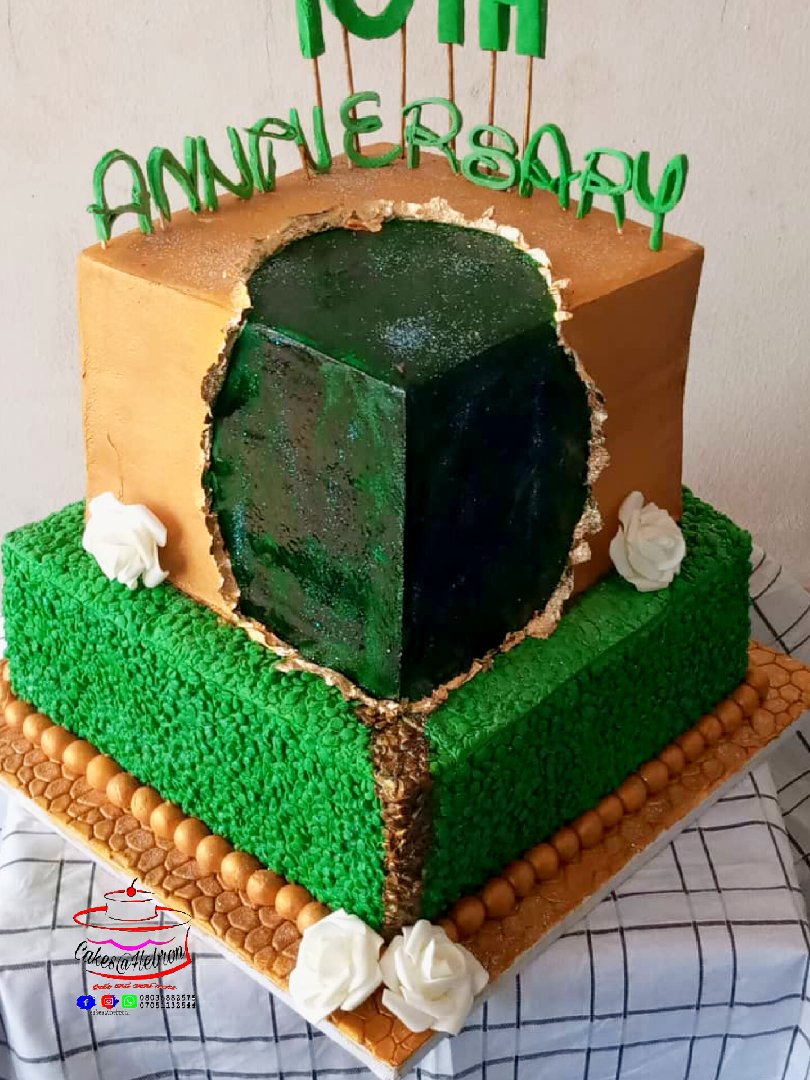 celebration custom cakes 3