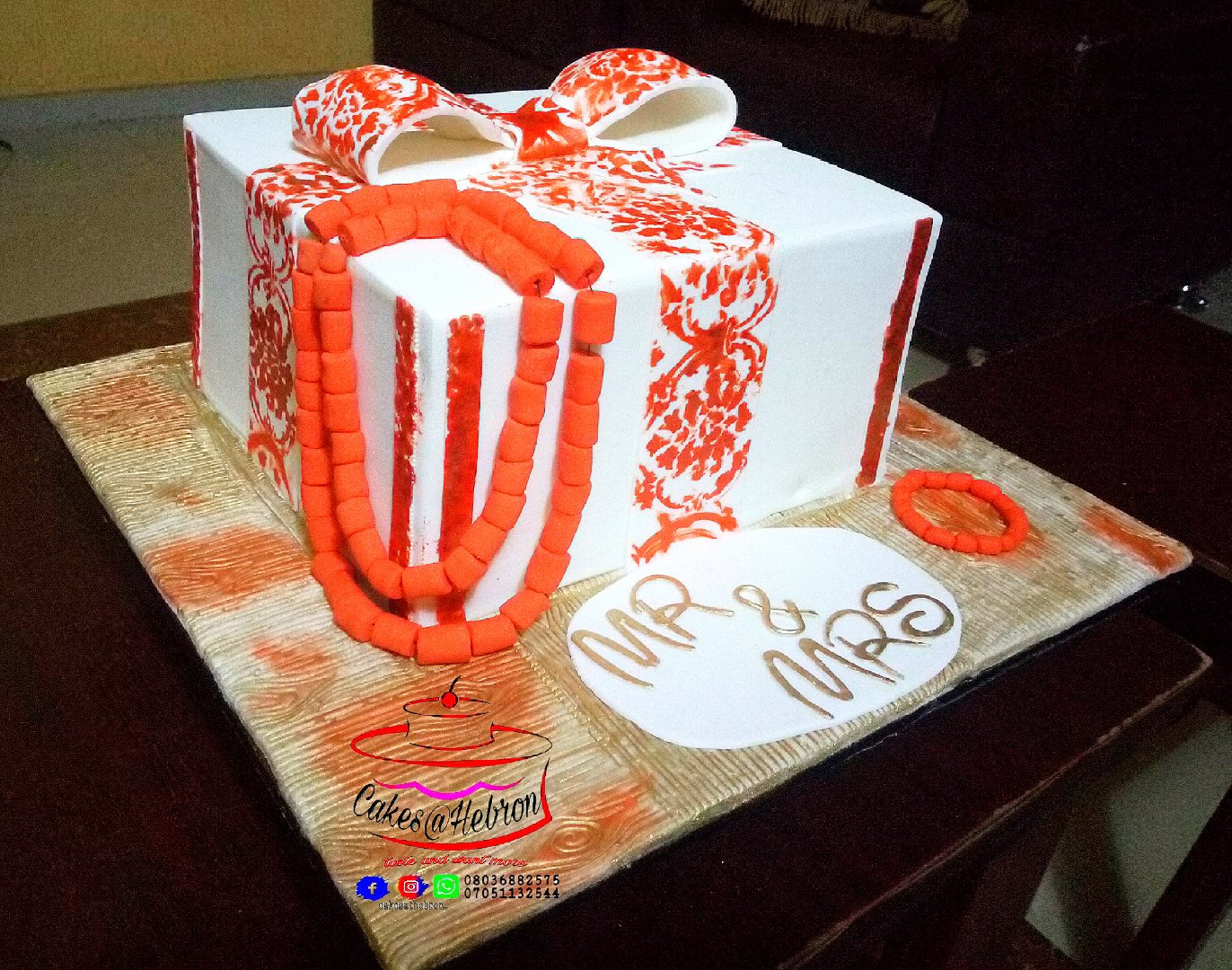 celebration custom cakes 4