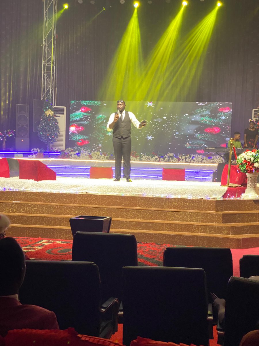 De’Wise (De’WisEnterprise) Premium Event Host & Experience Curator 4