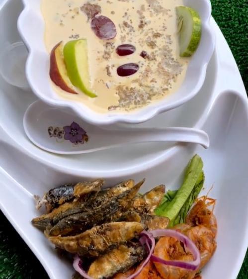 Meerahsfishmarket &Grillls portfolio