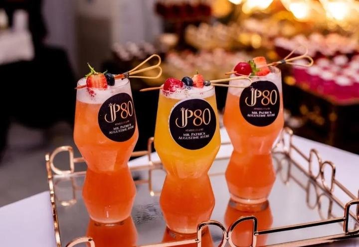 ENNIEOLA ICE&DRINKS SERVICES portfolio
