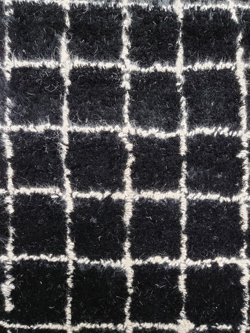 Cliff — image 1 of 2