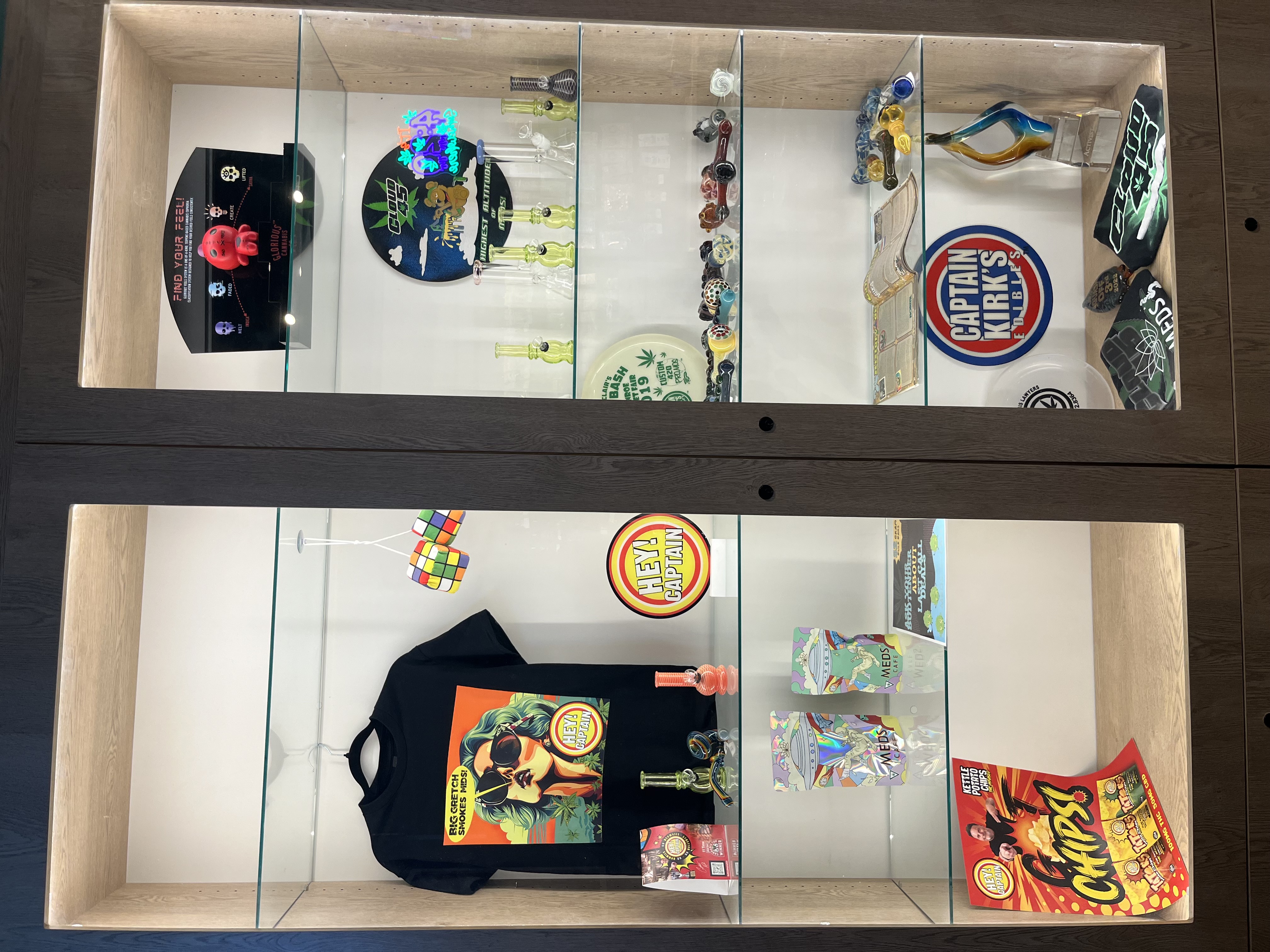 Meds Cafe Gaylord — welcoming interior on S Wisconsin Ave