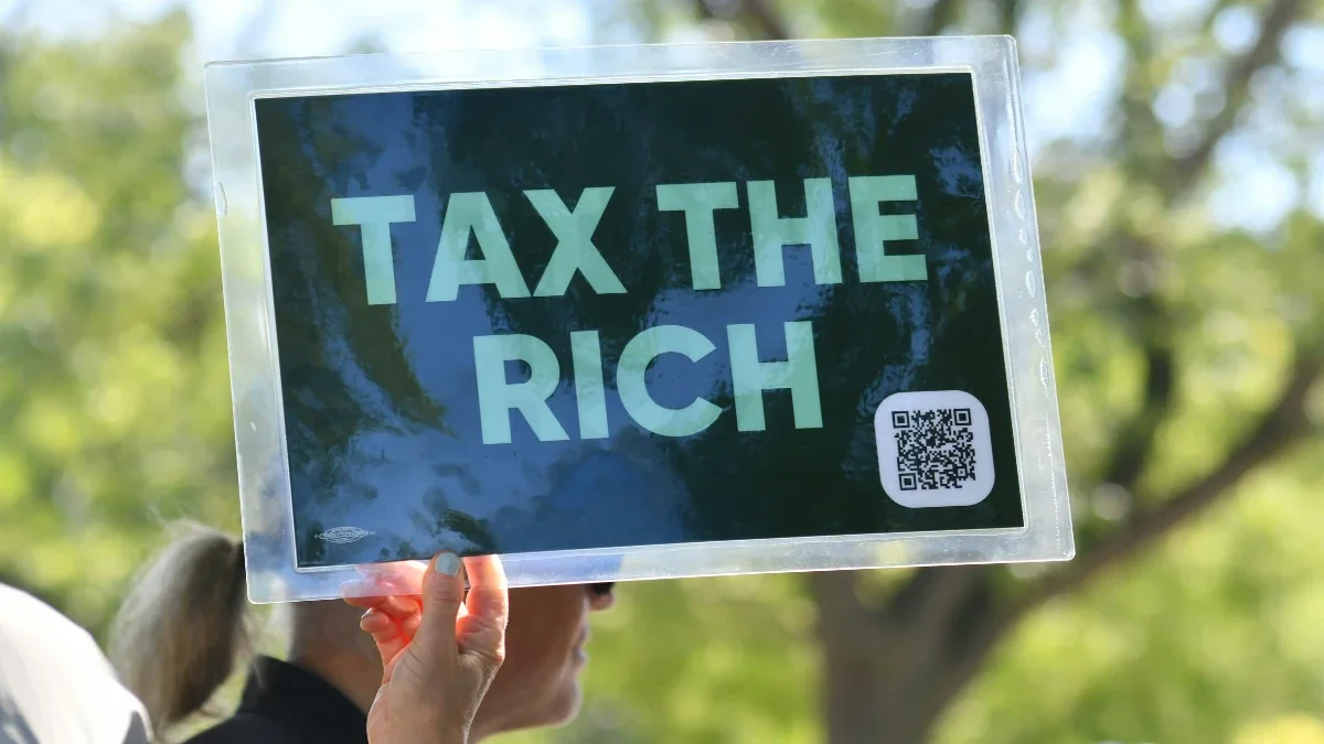 The faulty reasoning behind the claim wealthy families pay only 9.5% tax