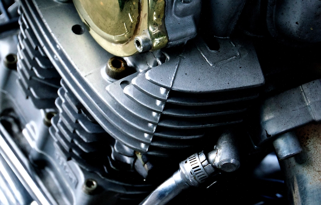 Free close engine image