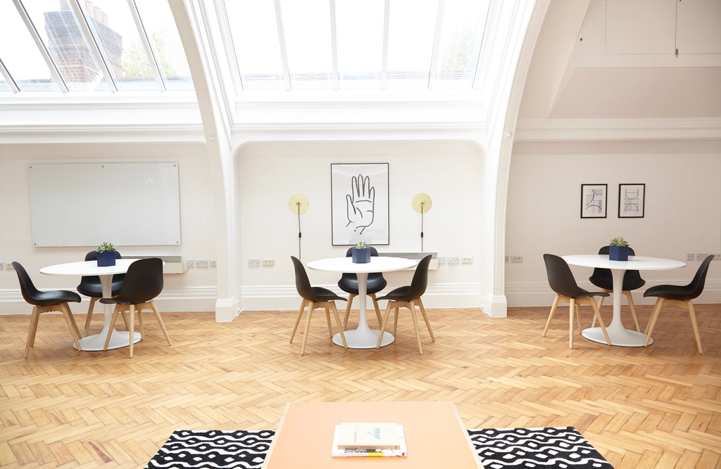 7 Grays Inn Rd, London