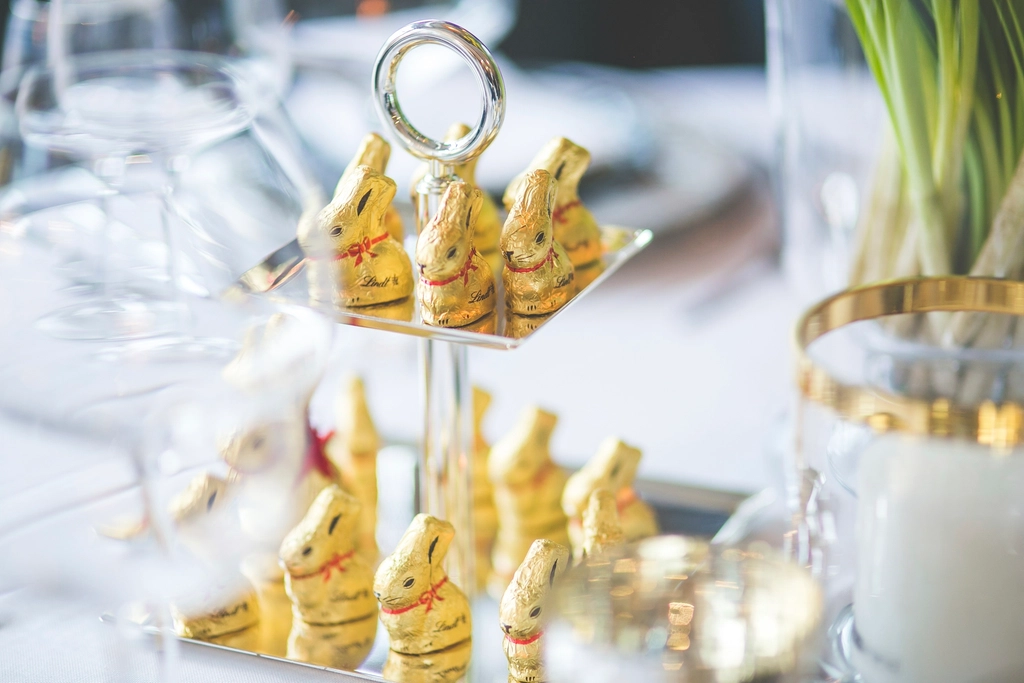 Easter chocolates table decoration