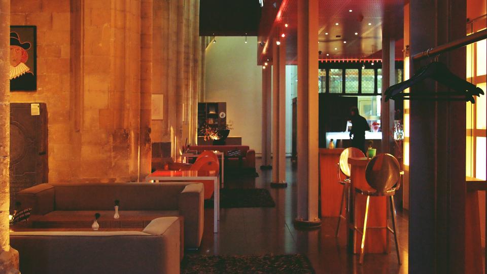 Hotel Lounge