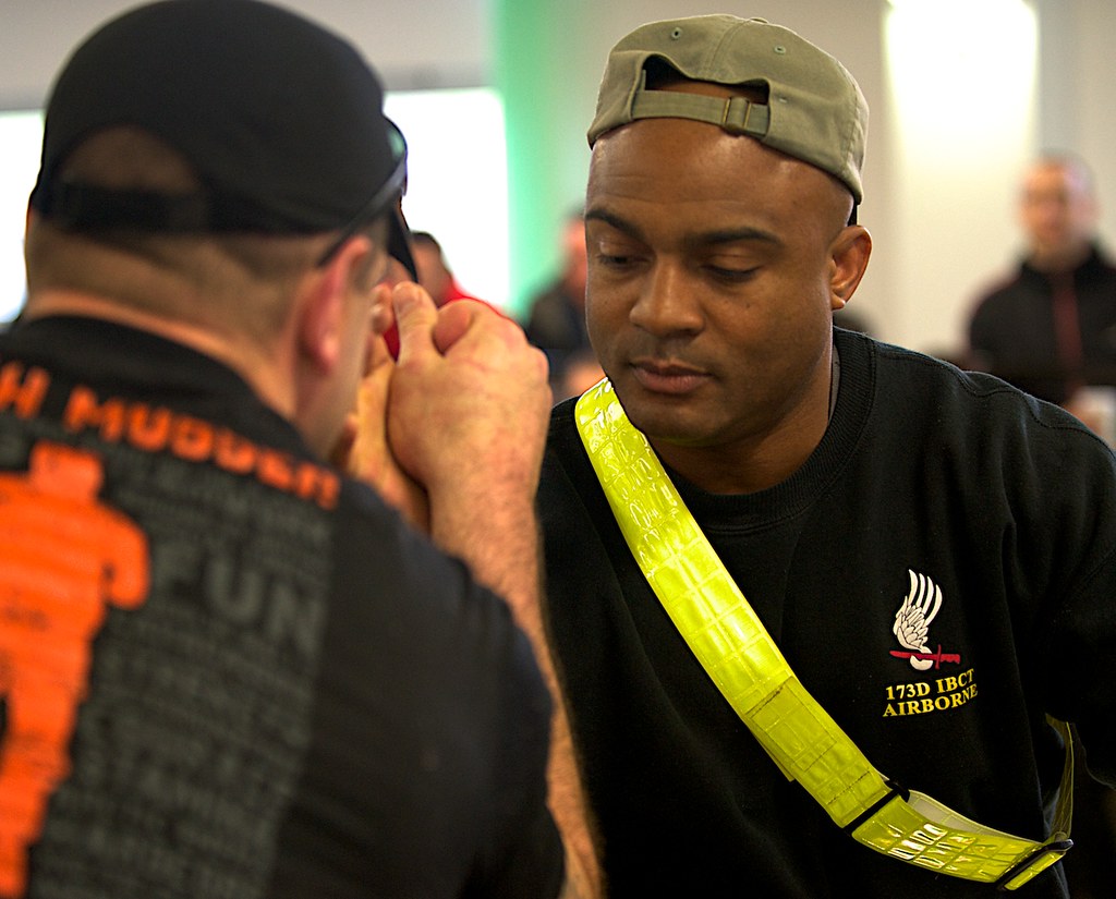 Sgt.1st Class Barber Arm Wrestling