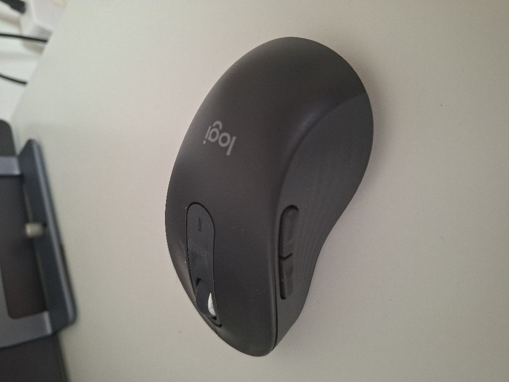 Logitech Wireless Computer Mouse