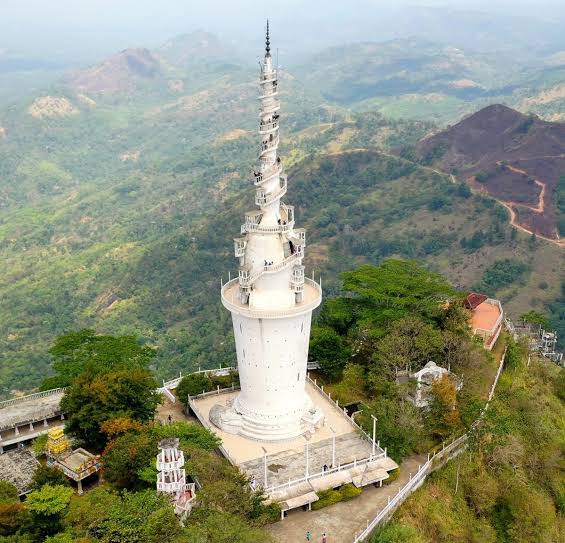 Ambuluwawa Tower Climb