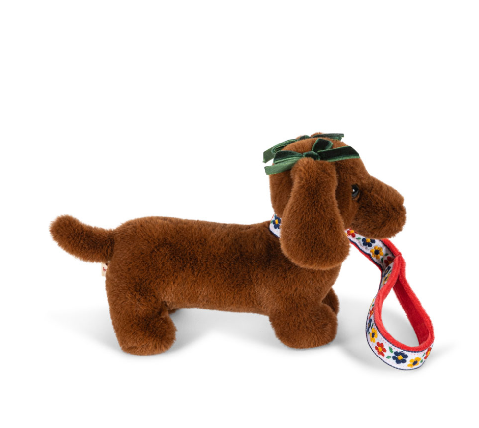 Petit teckel en peluche avec sa niche 3