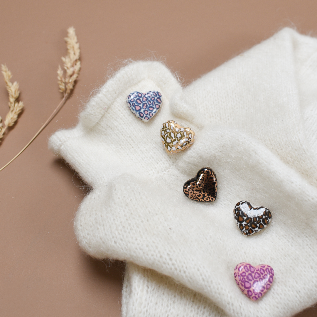 Pin's Coeur Léopard : Blanc & Doré 4