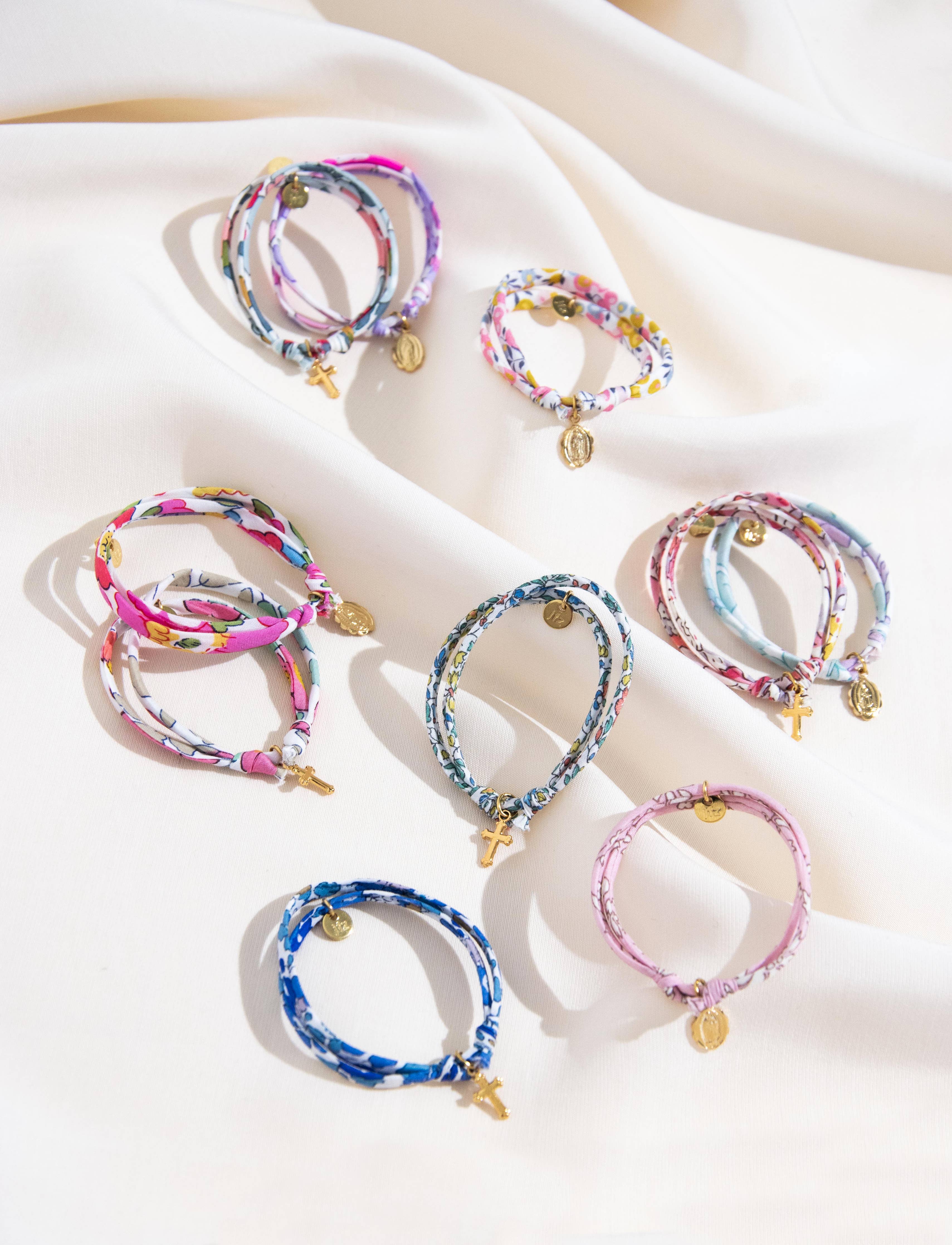 Bracelet Liberty coulissant Capel rose Vierge Marie 3