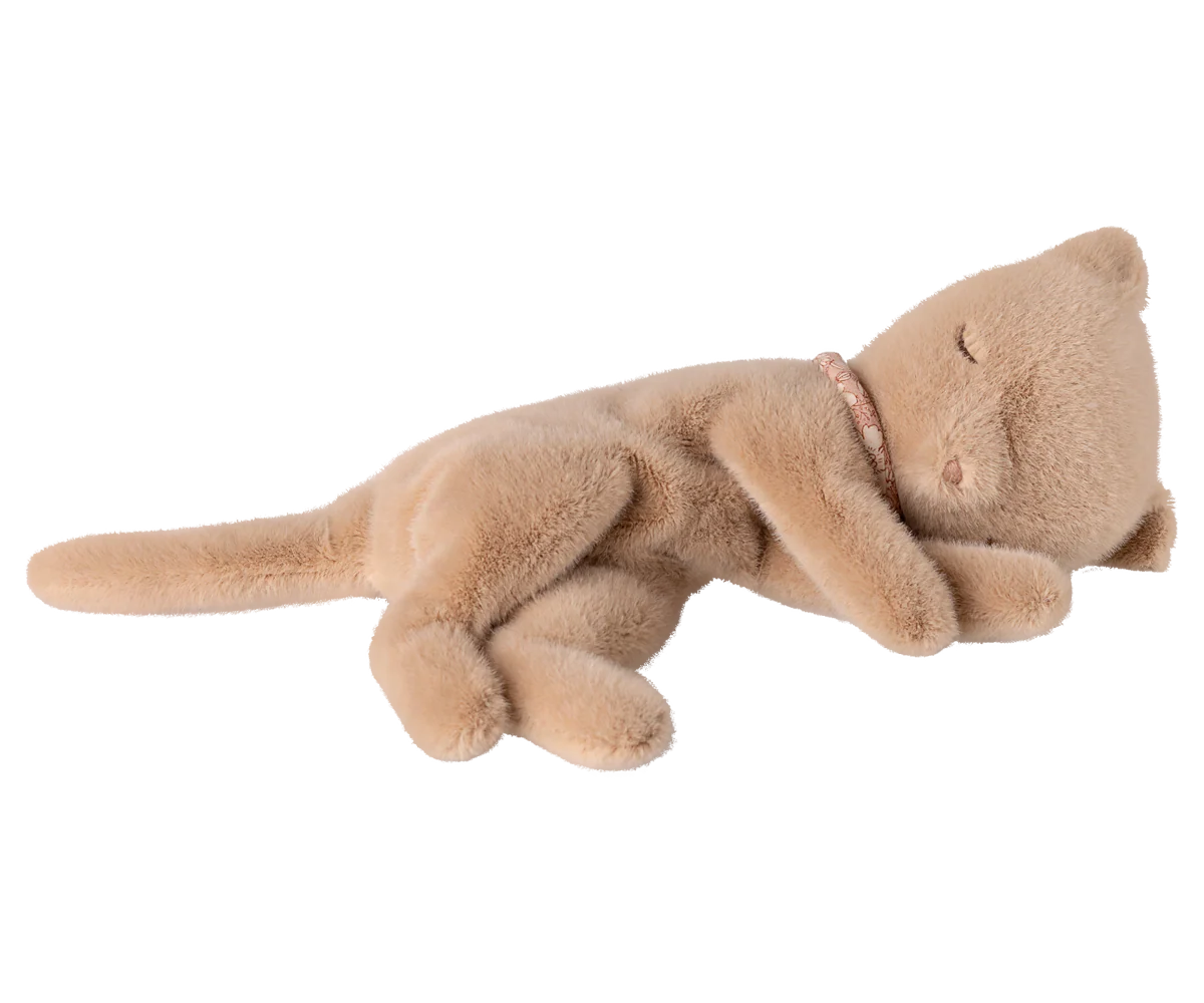 Maileg : Peluche chaton endormi, Petit - Crème pêche