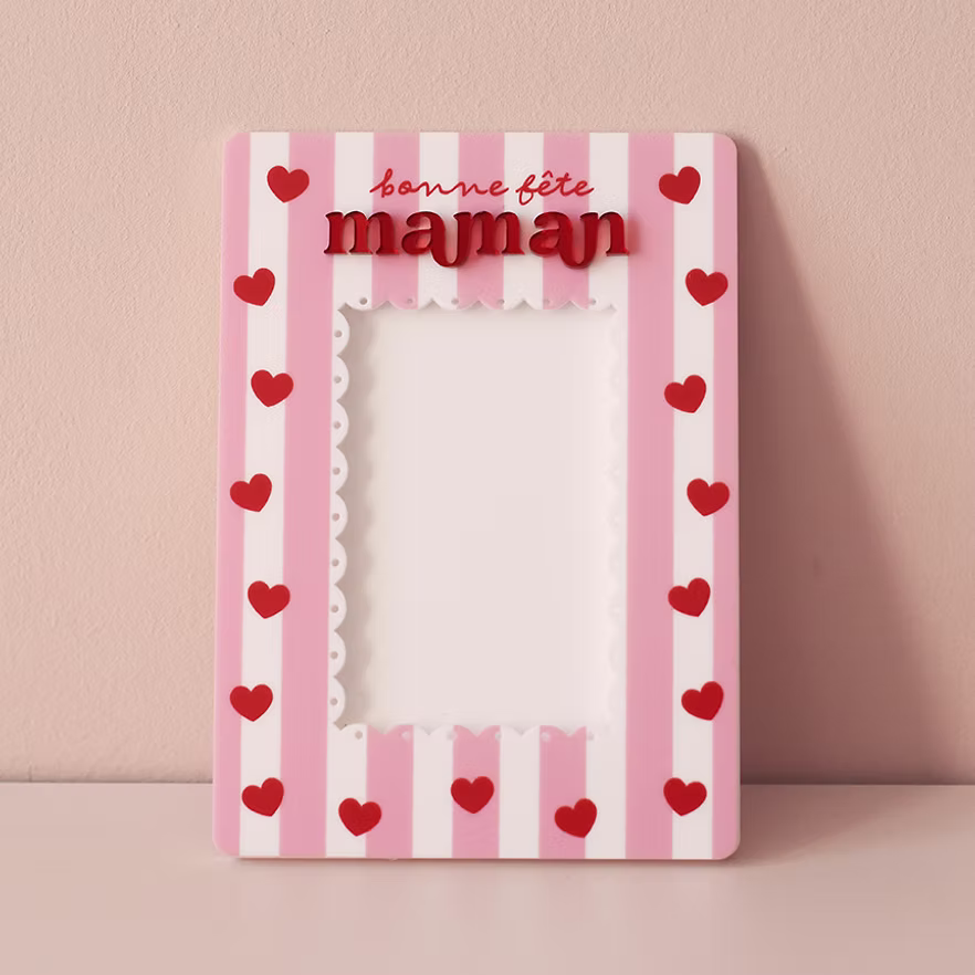 Cadre photo magnétique "Bonne fête maman" coeurs 4