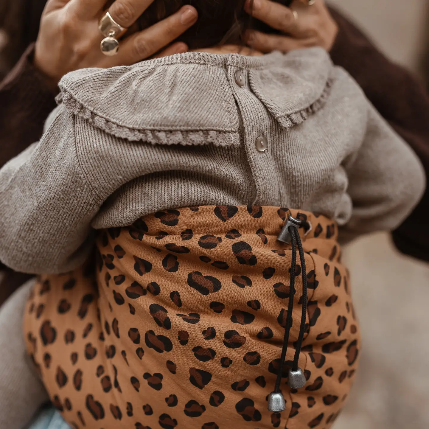 Porte bébé hanche Easy clip bengal x Bonjour Little 2