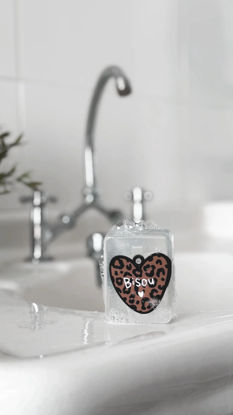 Savon artisanal BISOUS 2