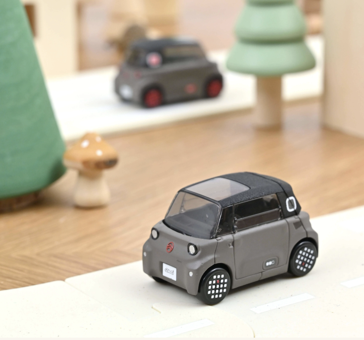 Citroën Ami 2025 Icy 1/52 — Ami grise