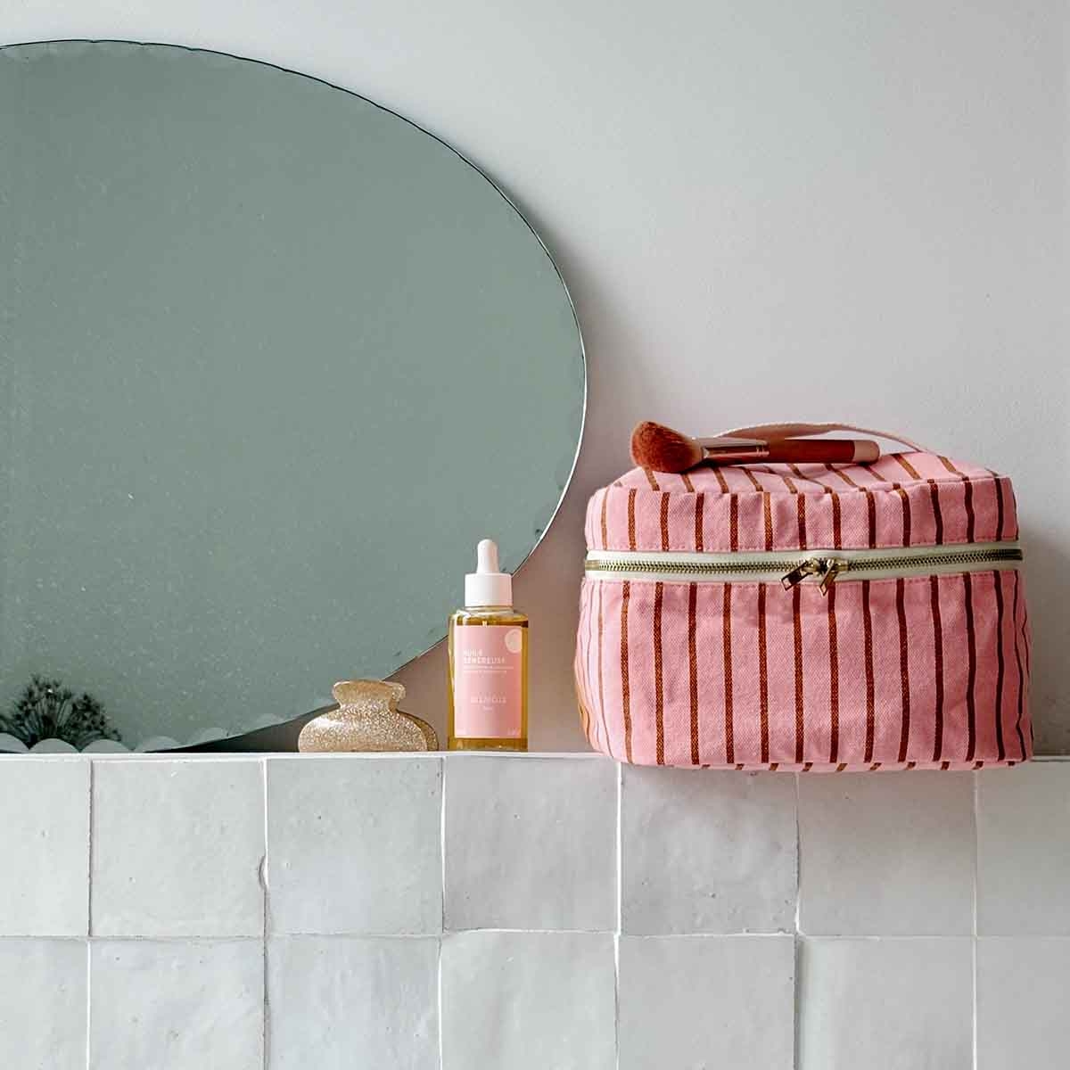Vanity Oona Tennis Pecan / Strawberry 3