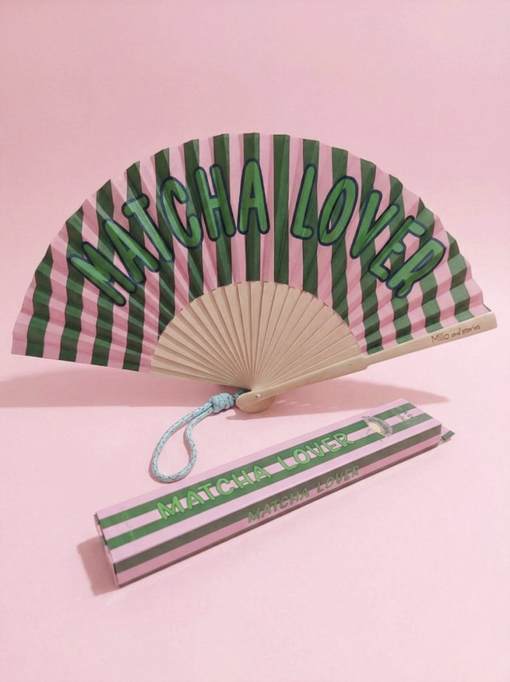 Eventail MATCHA LOVER à rayures