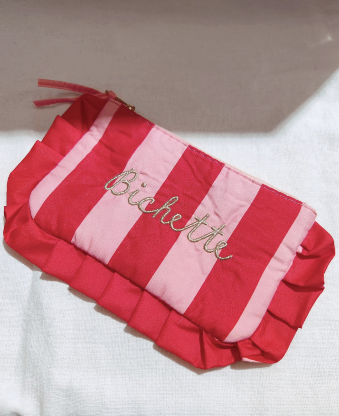 Pochette froufrou bichette rose rouge