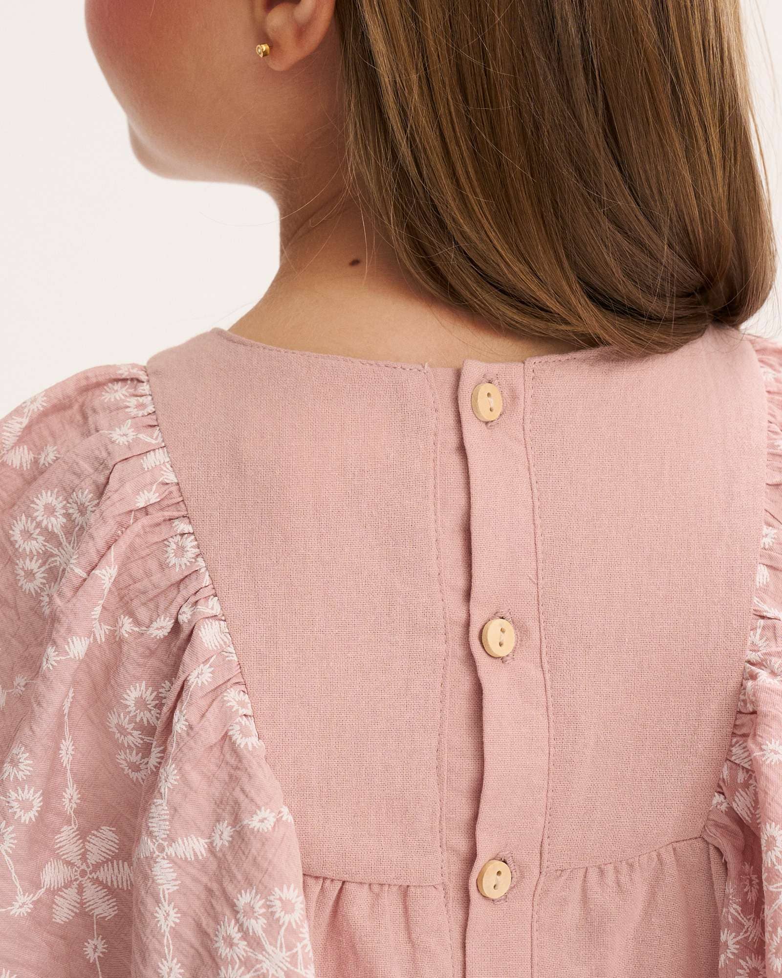 Robe rose pour fille à volant floral et col rond 3