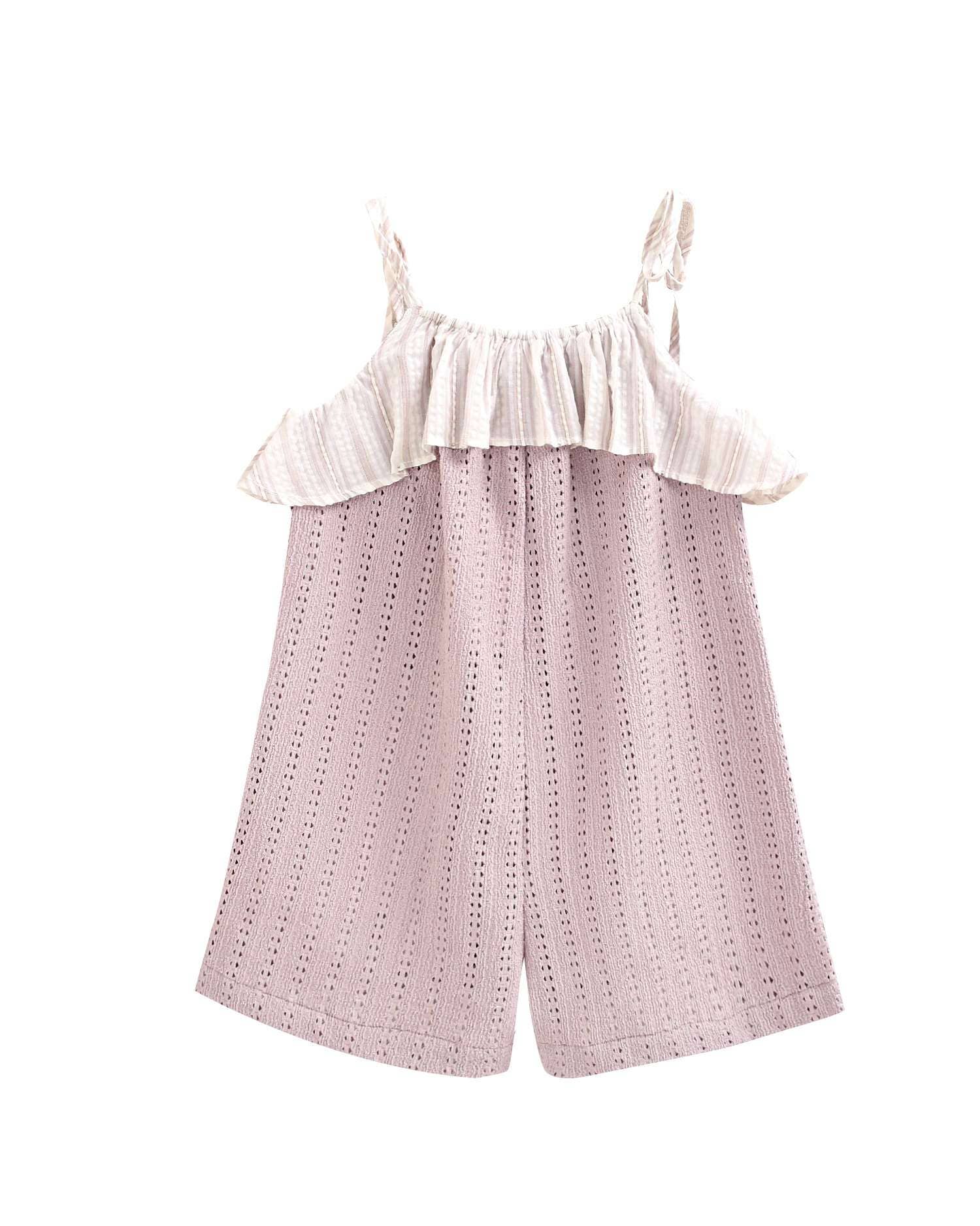 Combinaison courte en crochet mauve avec bretelles et volant à rayures 2