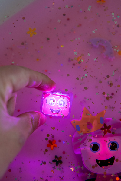Cubes lumineux pour le bain Rose 3