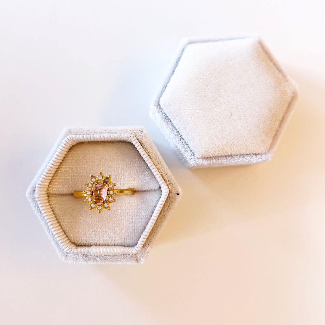 Ecrin bague beige 
