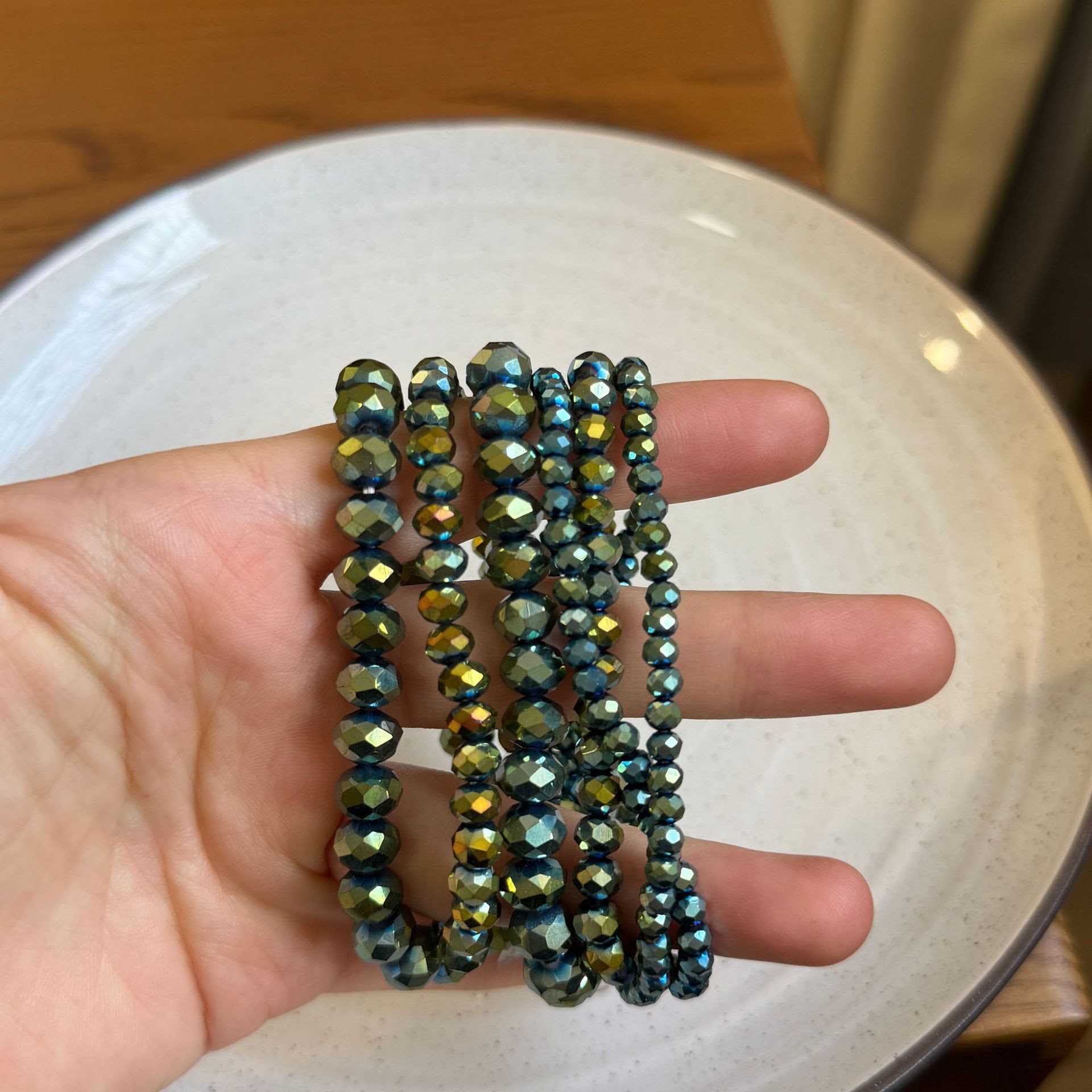 Bracelet en perles vertes 2