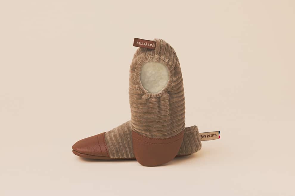 Les Pas Petits : Chaussons fourrés velours noisette 4