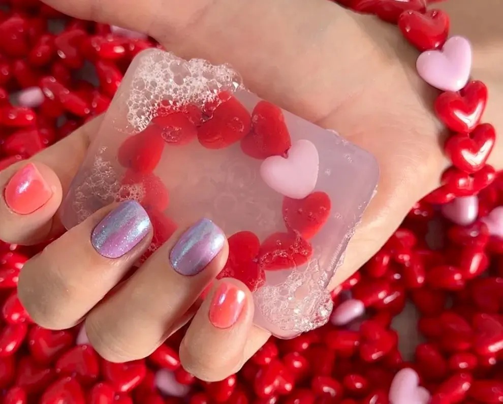 Savon bracelet enfant rouge - Ludisoap X Gaga 3