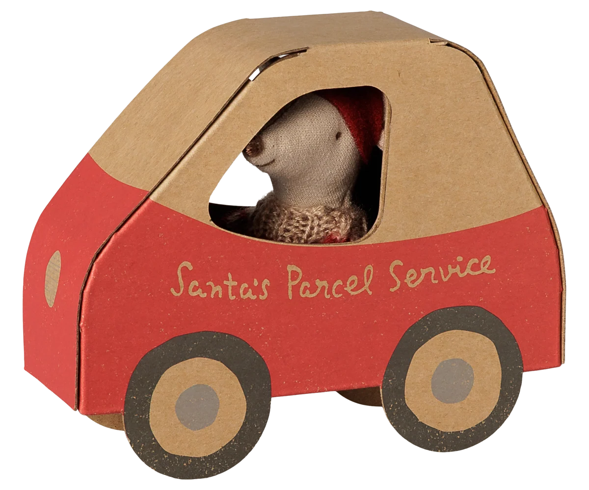 Souris de Noël, Petite sœur dans une boîte en forme de voiture 2