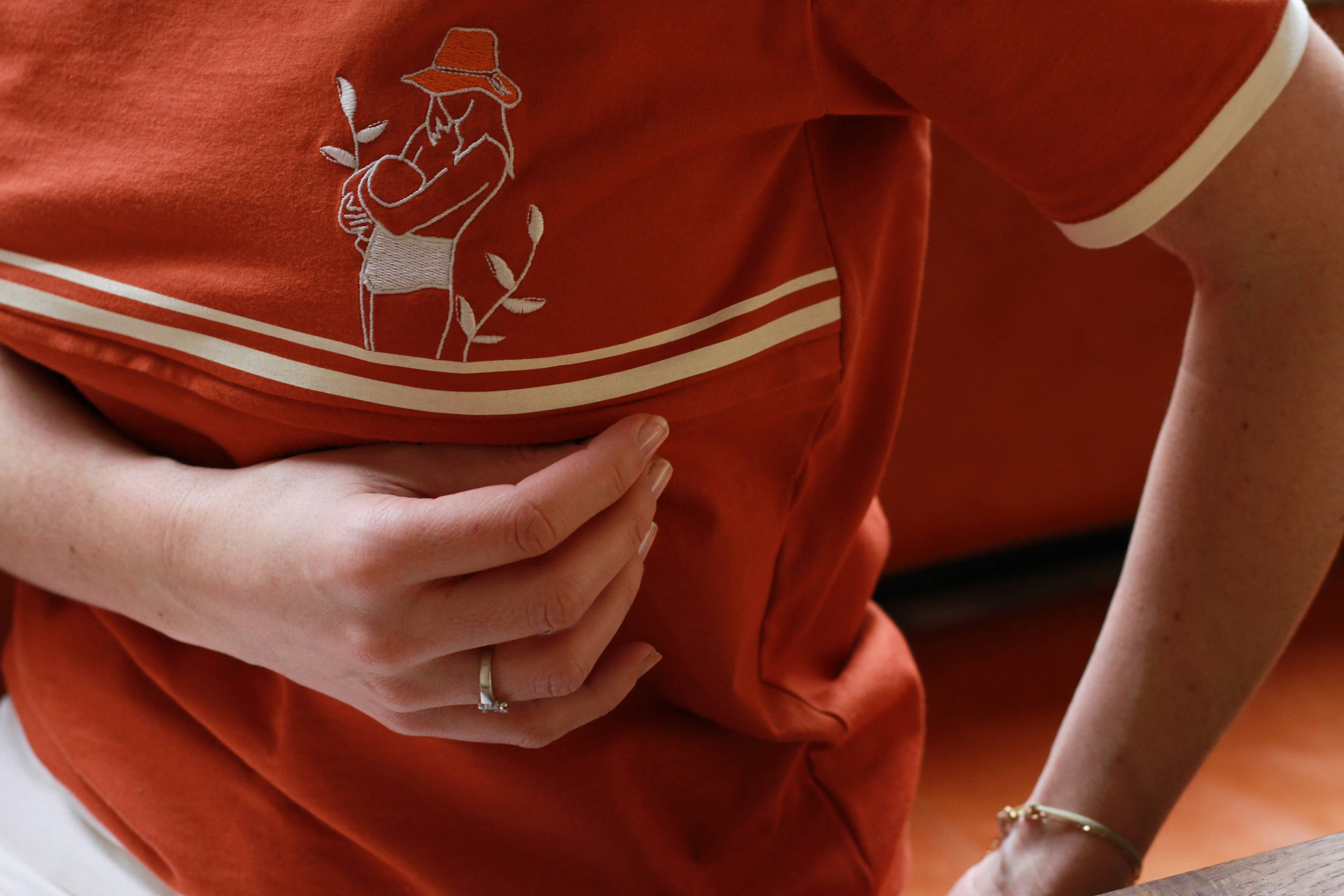 T-shirt d'allaitement You&Milk x Charlie Mamas 8
