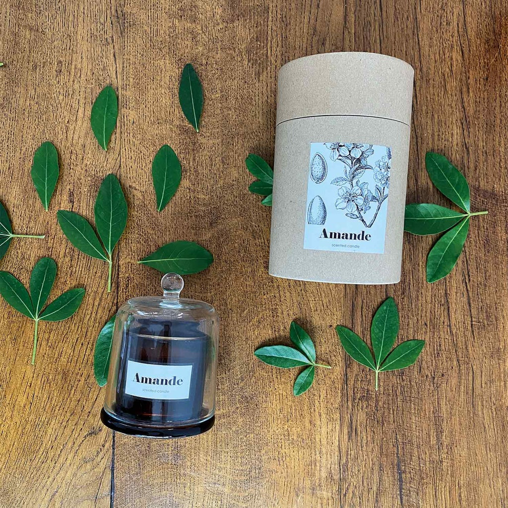 Bougie cloche Ambre gm amande douce
