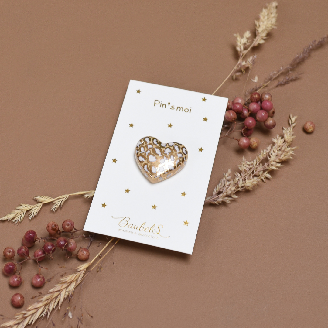 Pin's Coeur Léopard : Blanc & Doré 3