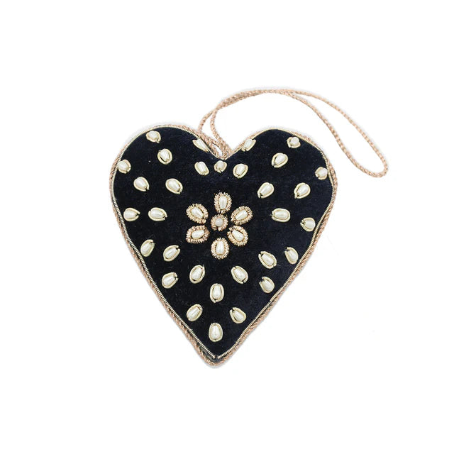 Suspension brodée Coeur et Perles