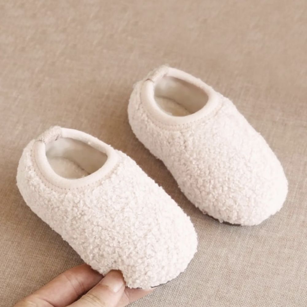Chaussons en moumoute — Écru 23/24