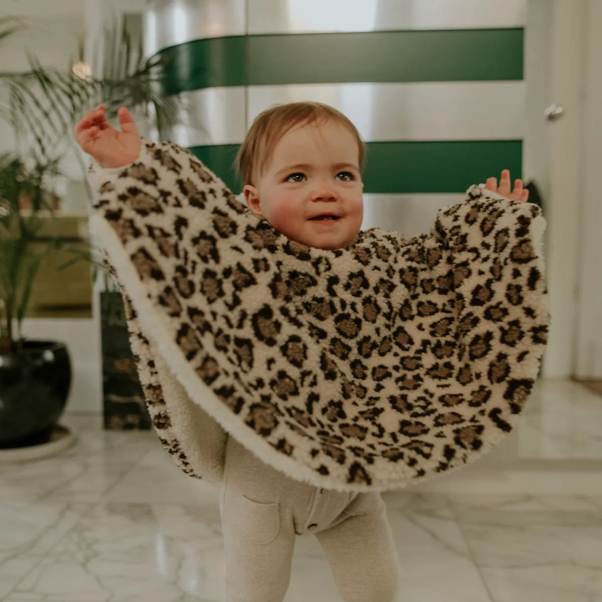 Poncho bébé teddy léopard 3