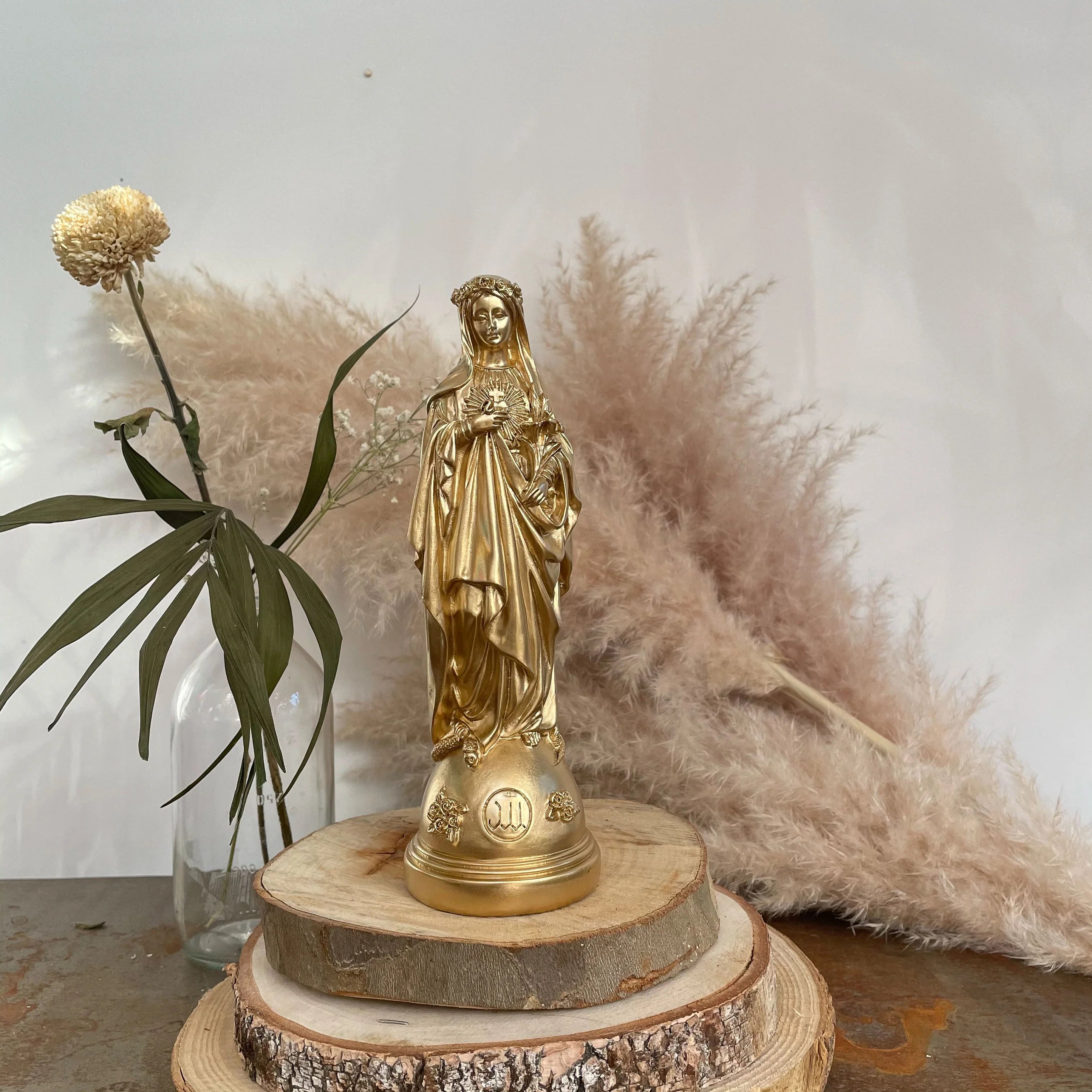 Marie aux fleurs 22 cm 2