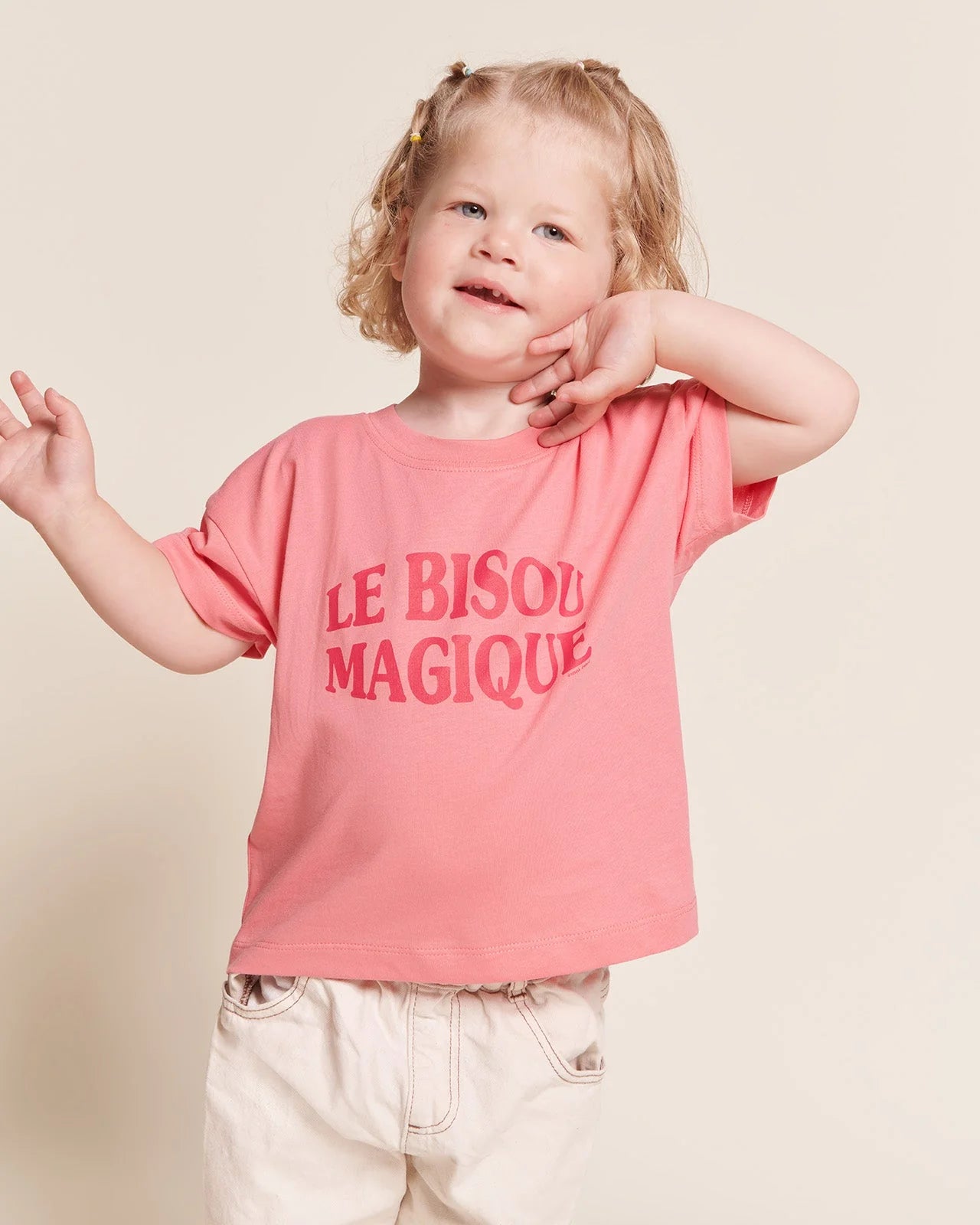 T-shirt Le bisou magique enfant en coton bio - framboise 2