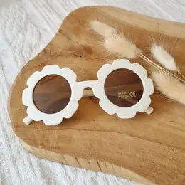 Lunettes de soleil fleurs — Fleur blanche