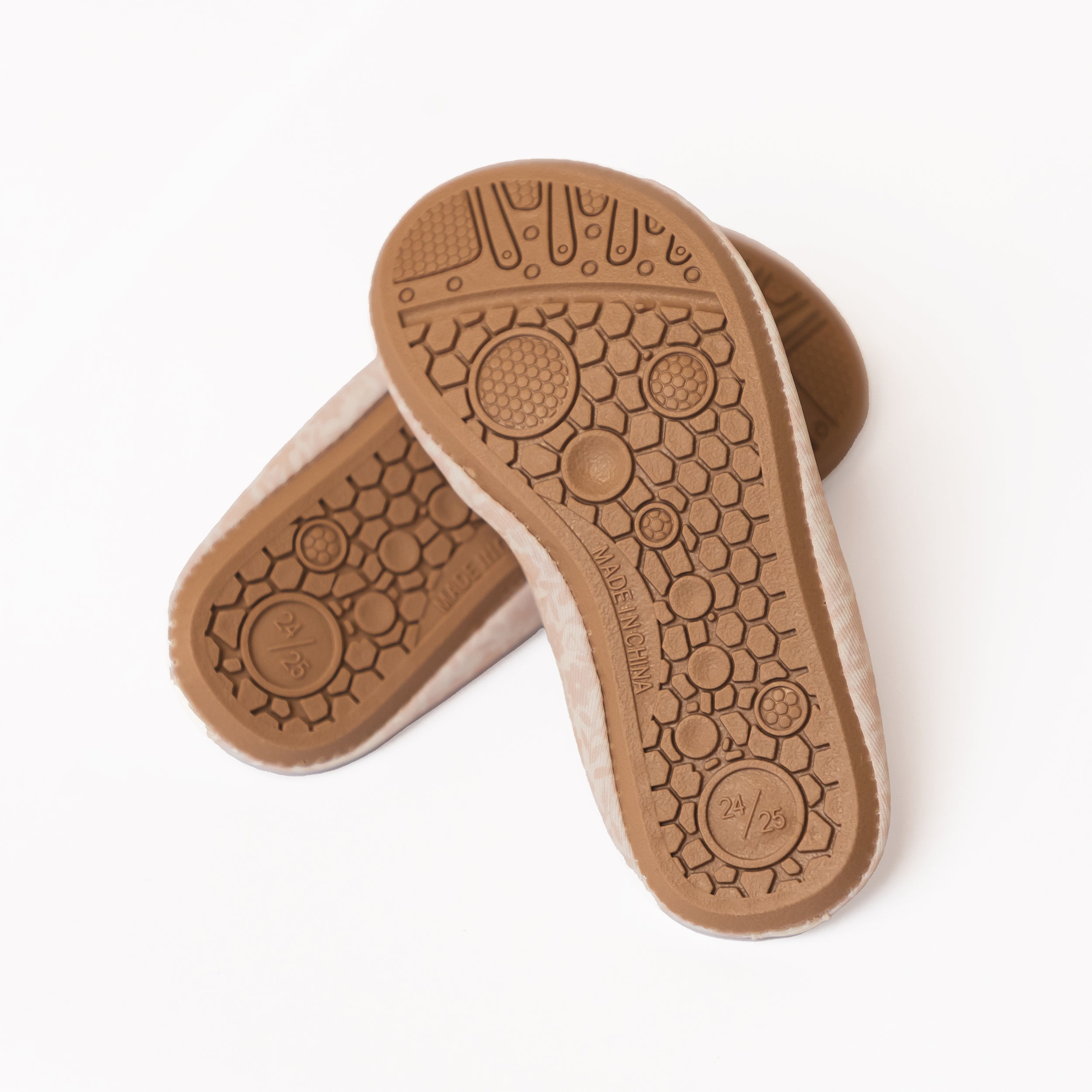 Chaussures d’eau Bouquet silhouette Mrs Ertha 2
