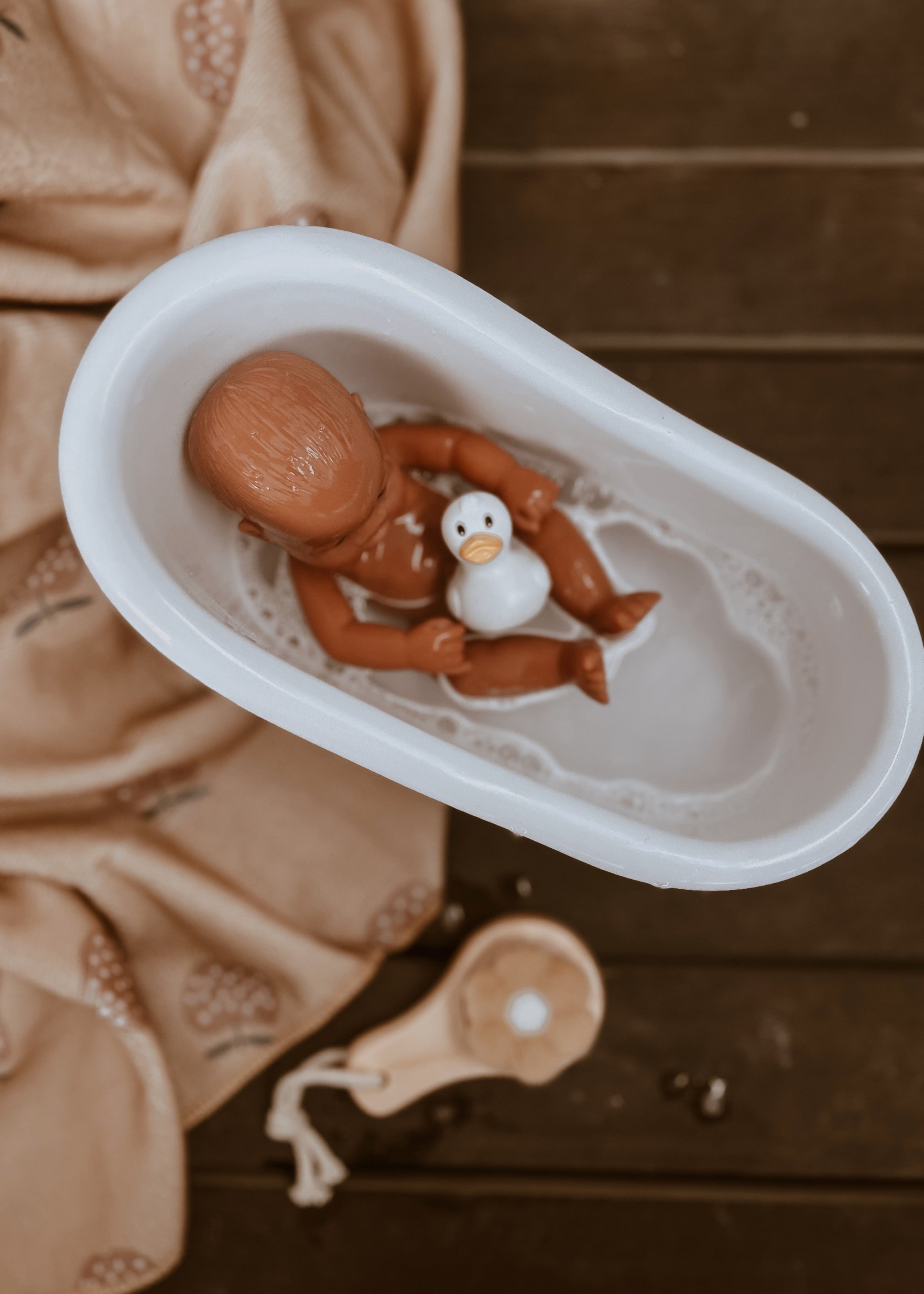 Petite baignoire pour mini poupée 4