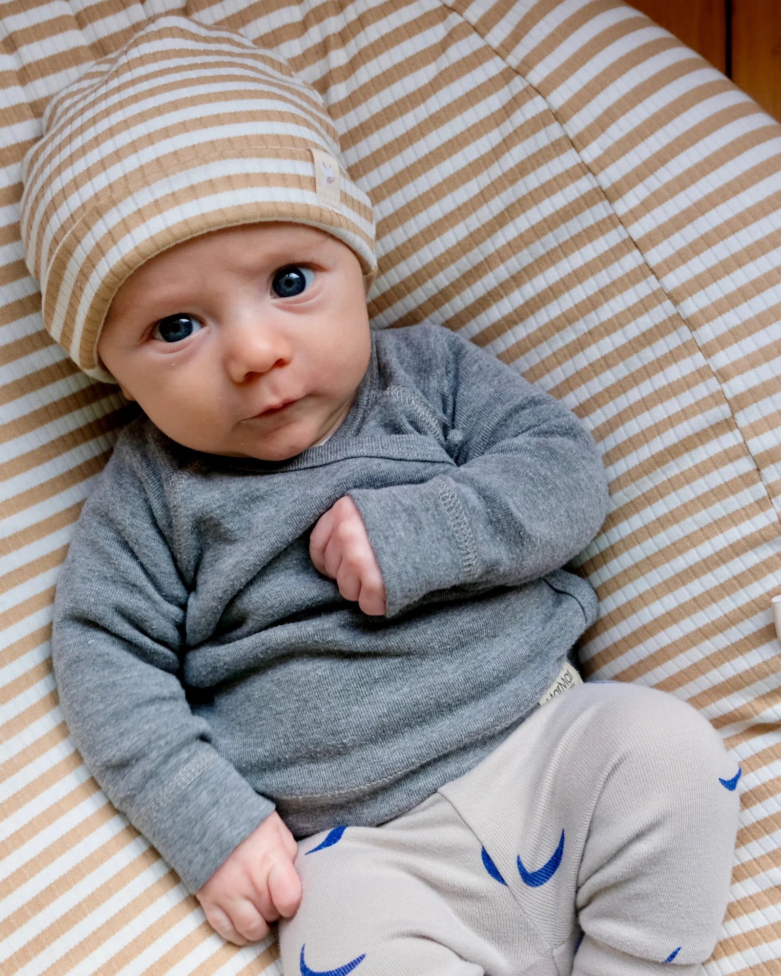 Bonnet de naissance en jersey 5