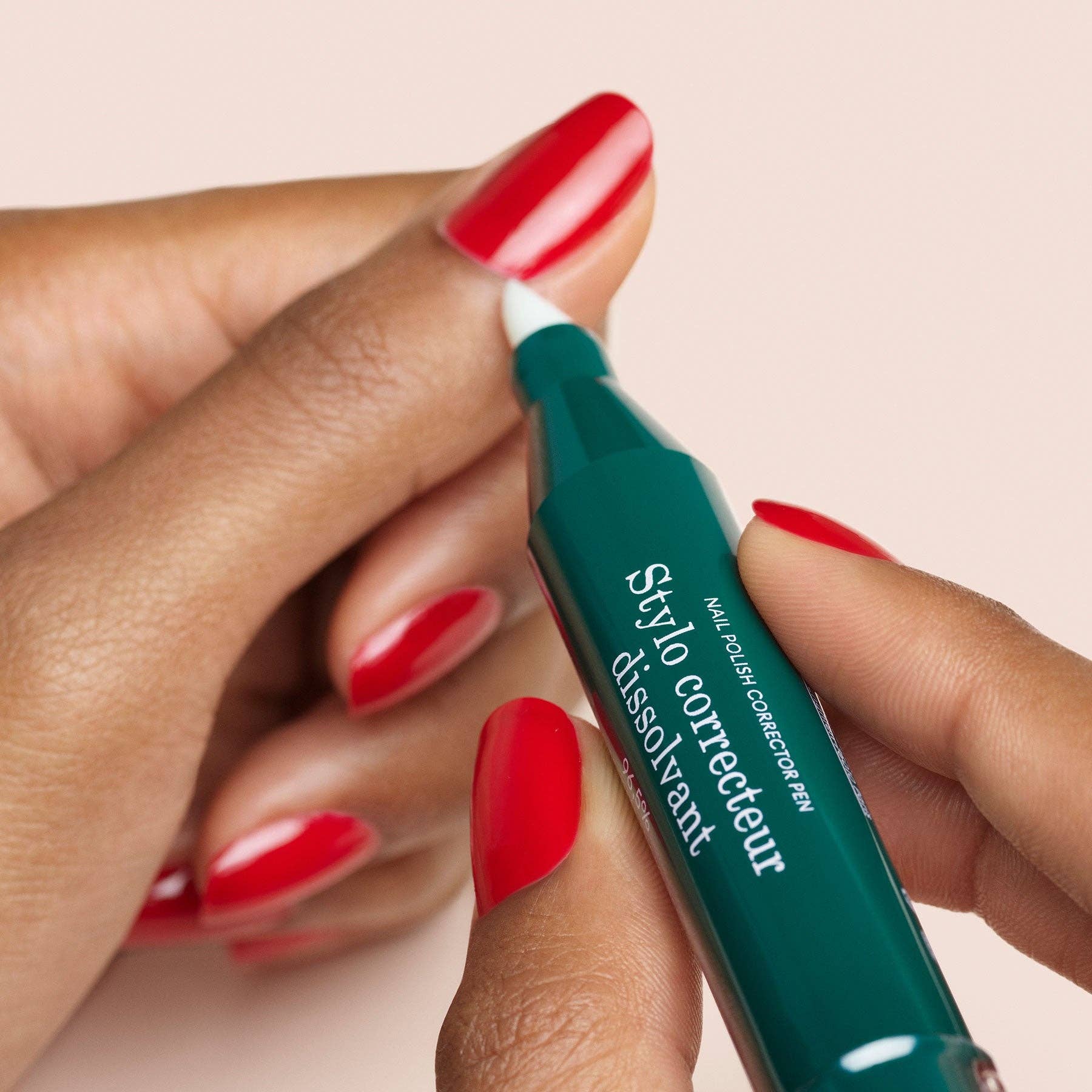 Accessoire - Stylo correcteur dissolvant 3