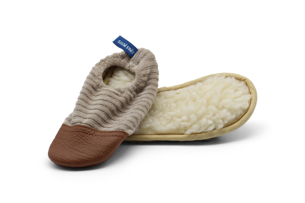 Les Pas Petits : Chaussons fourrés velours noisette — 18/20