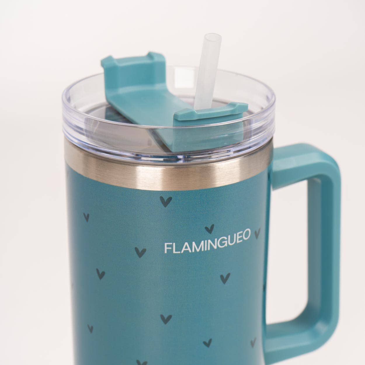 Gourde thermos verte en acier inoxydable avec des petits cœurs 3