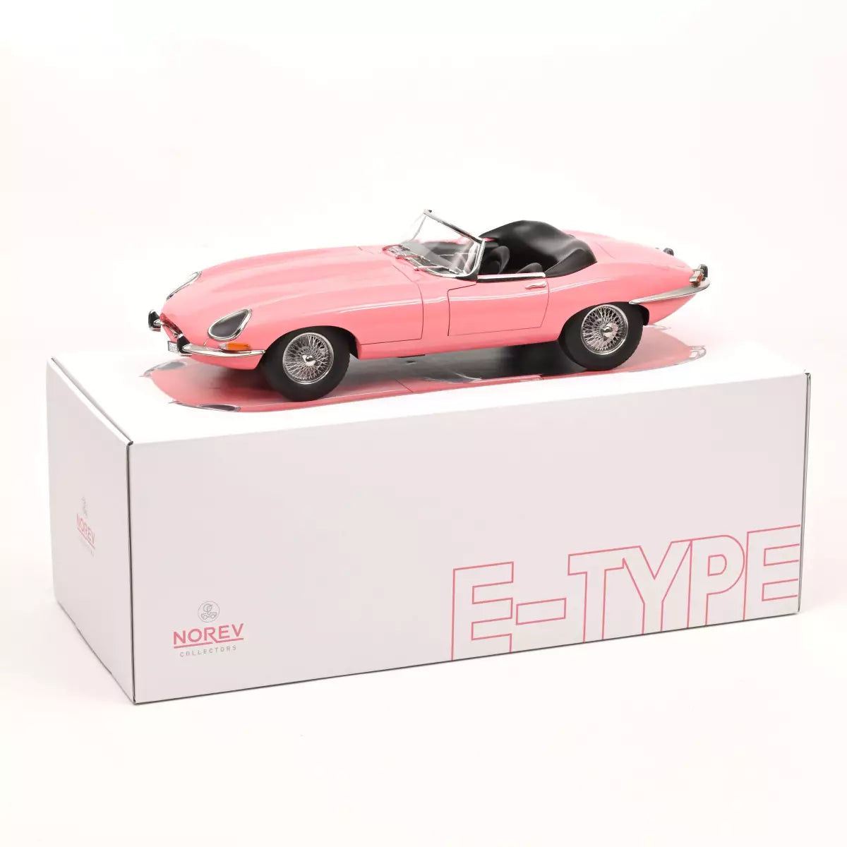 Jaguar Type E Cabriolet 1962 Rose 1/12 6